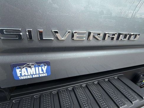 Used 2024 Chevrolet Silverado 2500 LT AWD/4WD image 22