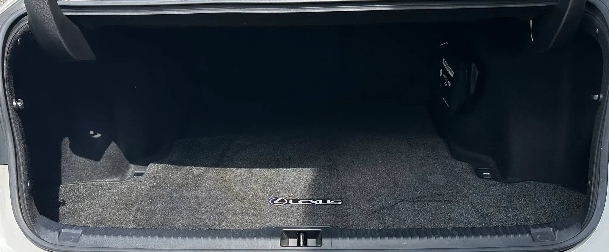 Used 2021 Lexus IS 300 RWD image 22