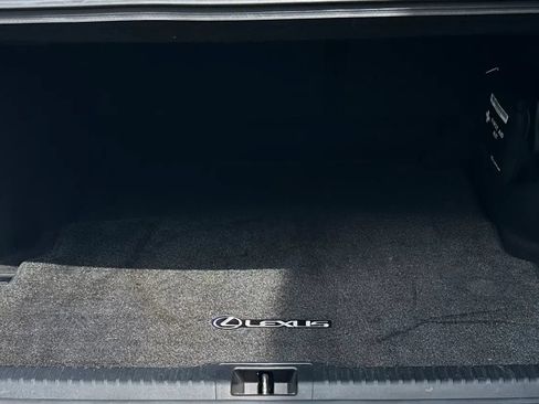 Used 2021 Lexus IS 300 RWD image 22