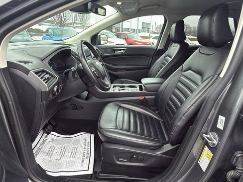 Used 2024 Ford Edge SEL image 25