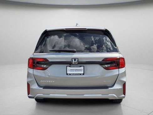 New 2026 Honda Odyssey Elite image 6