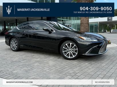 Used 2020 Lexus ES 300h w/ Premium Package
