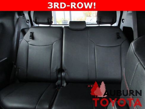 Certified 2025 Toyota Sienna XSE image 20