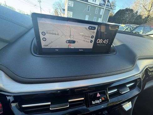 Used 2023 Acura MDX SH-AWD w/ Technology Package image 23