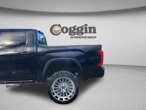 Used 2023 Toyota Tundra SR5 w/ SR5 Convenience Package AWD/4WD image 30