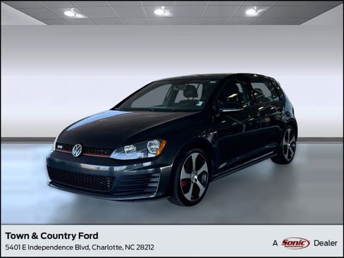Used 2015 Volkswagen Golf 4-Door FWD image 1