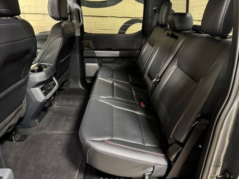 Used 2024 Ford F350 Lariat w/ Lariat Ultimate Package image 19