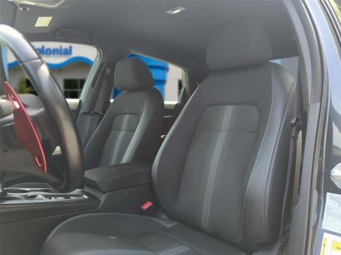 Used 2022 Honda Civic Sport image 15
