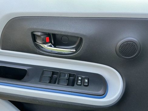 Used 2013 Toyota Prius C Two FWD image 40