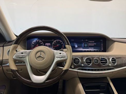 Used 2020 Mercedes-Benz S 450 Sedan image 3