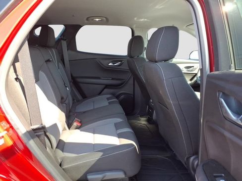 Used 2024 Chevrolet Blazer LT w/ Convenience Package FWD image 12