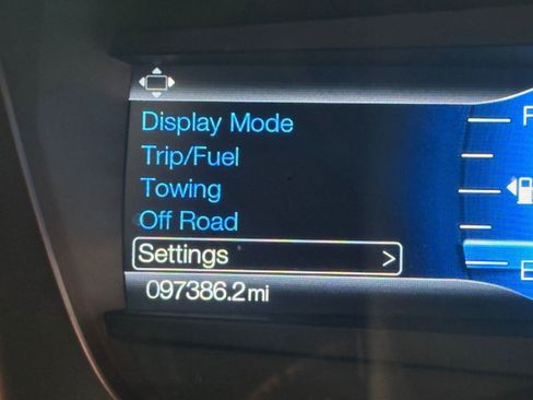 Used 2016 Ford Expedition Platinum image 17