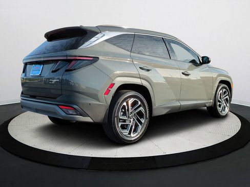 Certified 2025 Hyundai Tucson Limited image 4