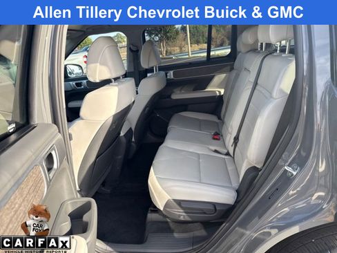 Used 2024 Hyundai Santa Fe Limited image 22