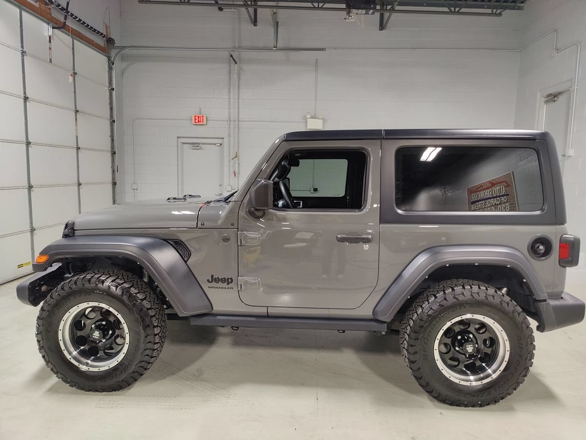 Used 2022 Jeep Wrangler Sport AWD/4WD image 25