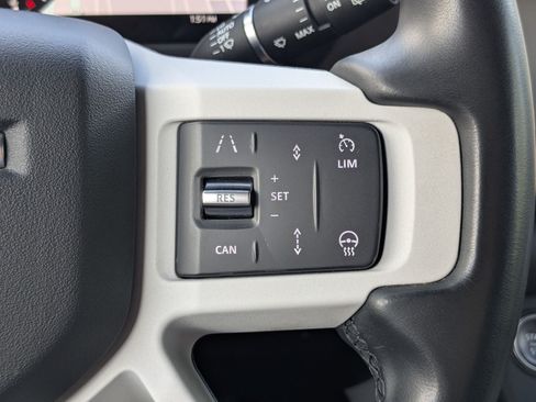 Used 2025 Land Rover Defender 110 S AWD/4WD image 21