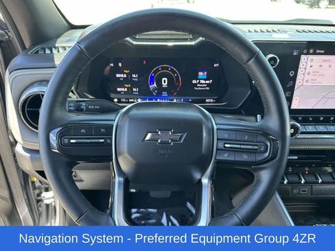 Used 2025 Chevrolet Colorado ZR2 w/ Technology Package AWD/4WD image 10