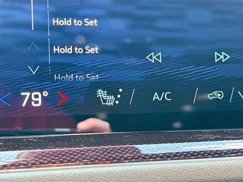 New 2026 Chevrolet Traverse Z71 w/ Enhanced Driving Package AWD/4WD image 22