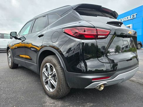 Used 2023 Chevrolet Blazer LT AWD/4WD image 4