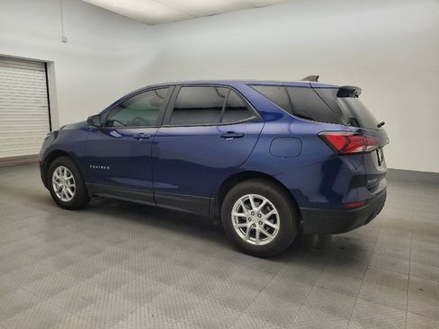 Used 2022 Chevrolet Equinox LS image 3