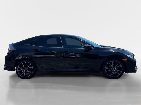 Certified 2017 Honda Civic Sport image 3