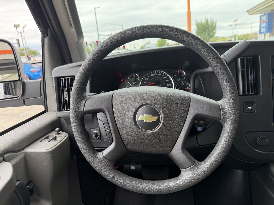 Used 2024 Chevrolet Express 3500 LT w/ LT Preferred Equipment Group RWD image 13