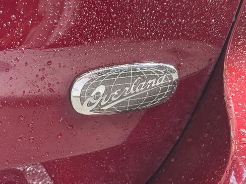 Used 2019 Jeep Grand Cherokee Overland AWD/4WD image 17
