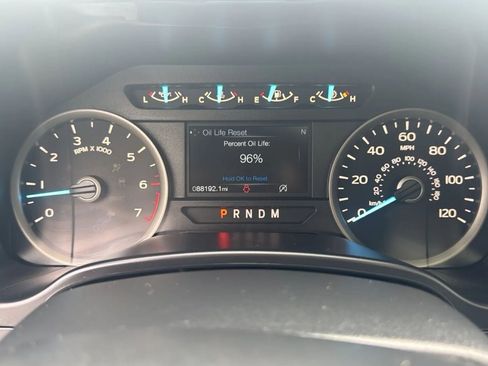 Used 2020 Ford F150 XLT w/ Equipment Group 302A Luxury AWD/4WD image 12