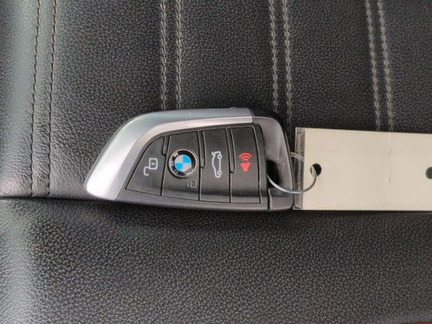 Used 2025 BMW M2 w/ Lighting Package RWD image 33