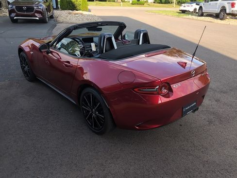 New 2026 MAZDA MX-5 Miata Grand Touring RWD image 13