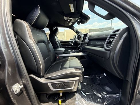 Used 2022 RAM 1500 Laramie AWD/4WD image 28