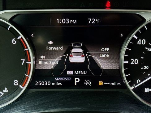 Used 2024 Nissan Rogue S FWD image 8