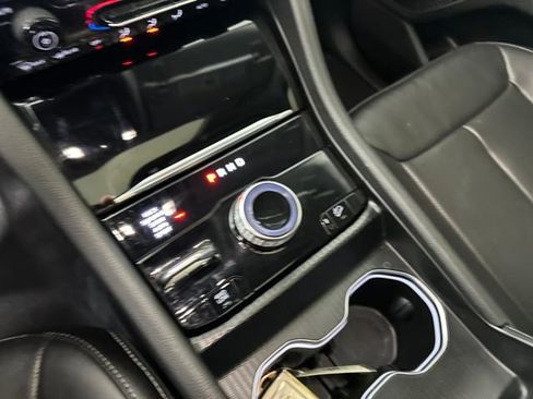 Used 2023 Jeep Grand Cherokee 4WD 4xe w/ Luxury Tech Group II image 21