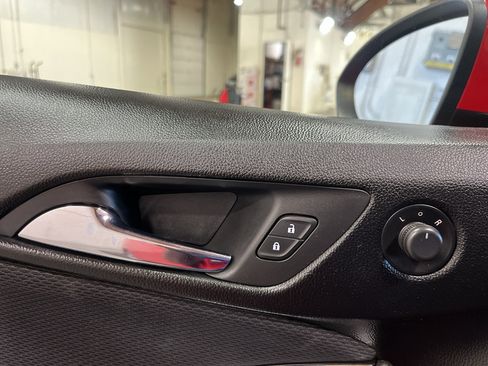 Used 2018 Chevrolet Cruze LS FWD image 28