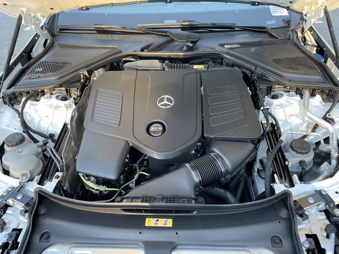 Certified 2025 Mercedes-Benz E 350 E 350 4MATIC Sedan image 53