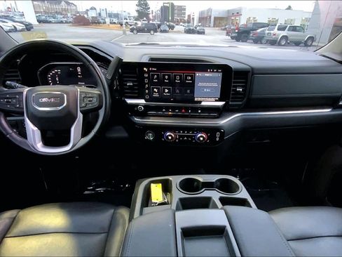 Used 2024 GMC Sierra 1500 SLT image 14