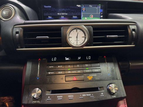 Used 2018 Lexus RC 300 AWD image 36