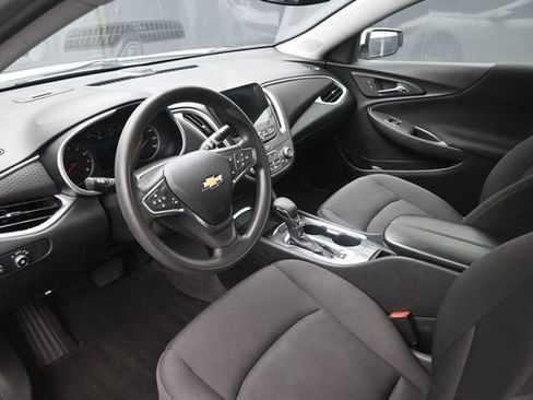 Used 2023 Chevrolet Malibu LT FWD image 18