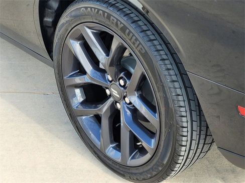 Used 2023 Dodge Challenger SXT w/ Blacktop Package image 7