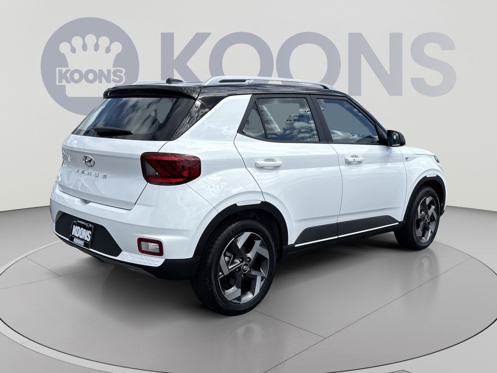 Certified 2026 Hyundai Venue SEL FWD image 7