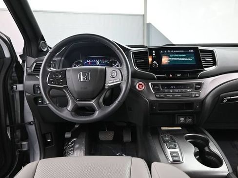 Used 2022 Honda Passport EX-L image 17