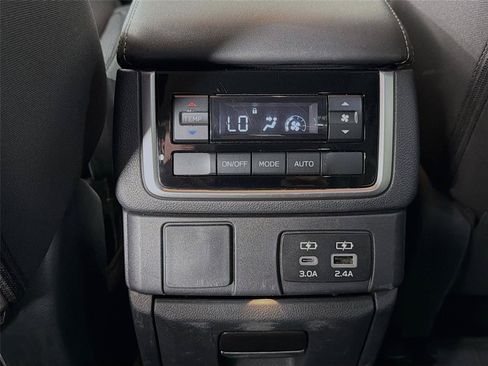 Used 2024 Subaru Ascent Premium w/ Convenience Package AWD/4WD image 28