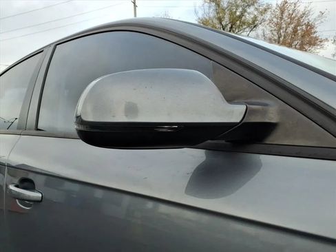 Used 2013 Audi A4 2.0T Premium image 10