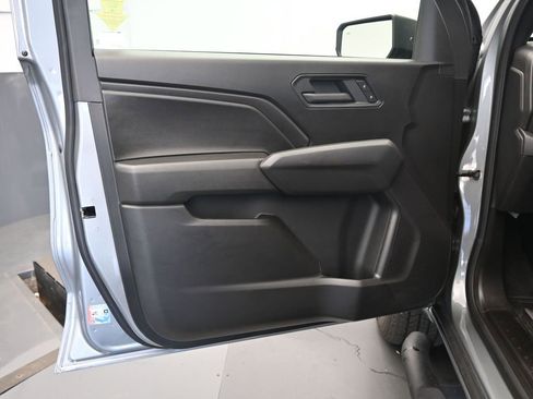 Used 2025 Chevrolet Colorado W/T w/ WT Custom Package image 21