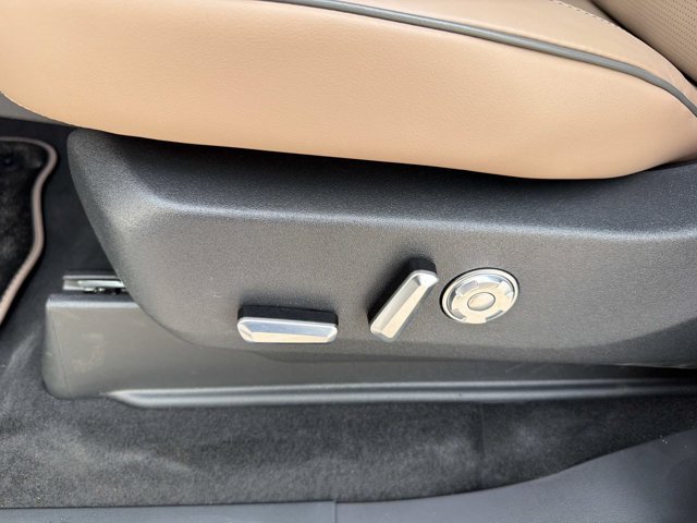 New 2027 Lincoln Navigator Black Label AWD/4WD image 10