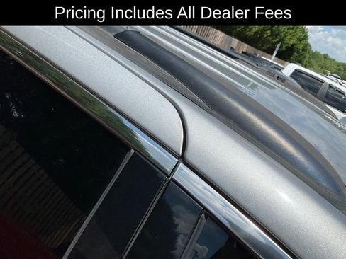 Used 2017 Chrysler Pacifica Touring-L FWD image 7