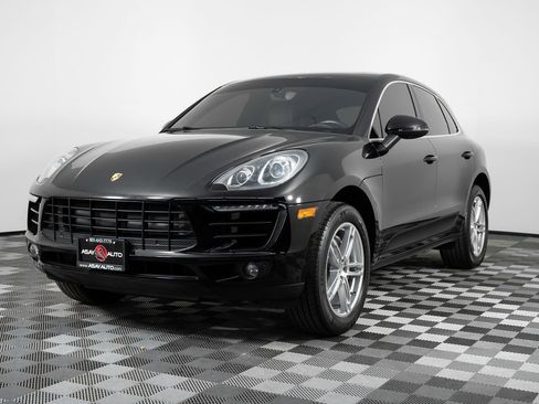 Used 2016 Porsche Macan S image 2
