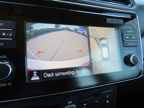 Used 2019 Nissan Leaf SL w/ SL Technology Package image 21