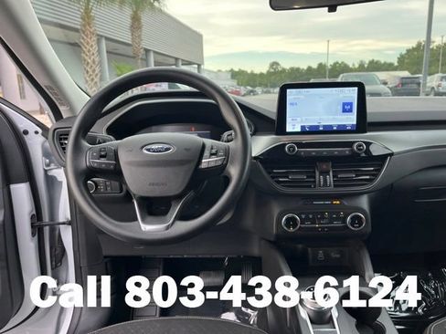 Used 2025 Ford Escape Active FWD image 16