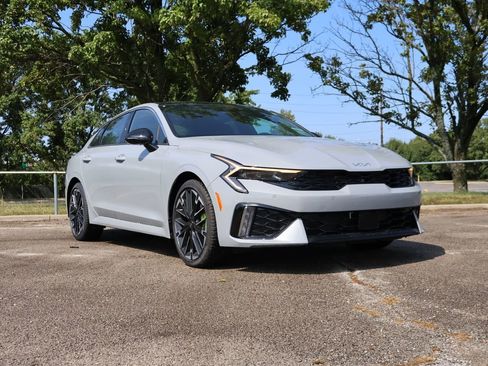 New 2026 Kia K5 GT image 1